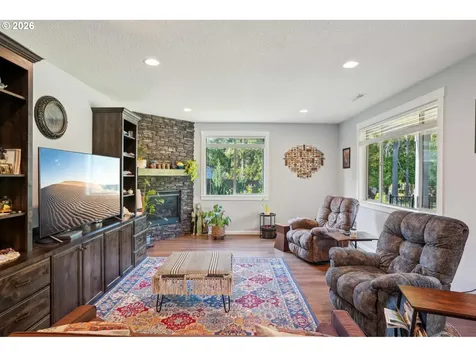 130 Zephyr Drive Silver Lake WA 98645