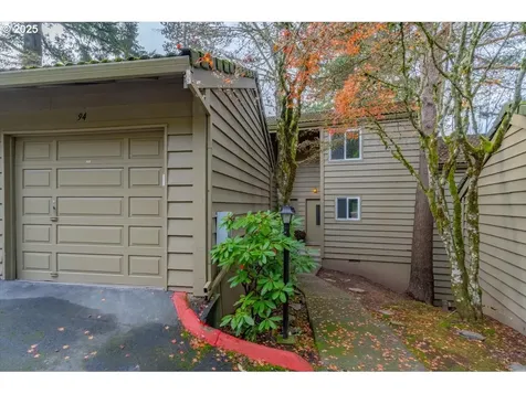 94 Cervantes Circle Lake Oswego OR 97035