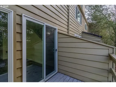 94 Cervantes Circle Lake Oswego OR 97035