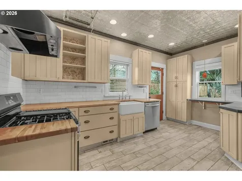 4406 NE 14th Avenue Portland OR 97211