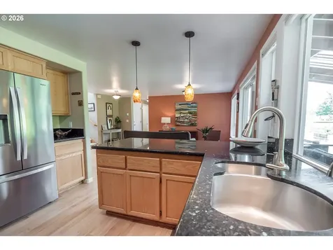 3982 Monroe Street Eugene OR 97405