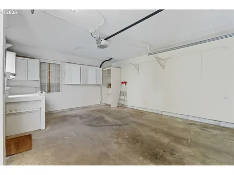10950 S Aventine Avenue Portland OR 97219