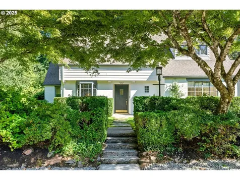 10950 S Aventine Avenue Portland OR 97219