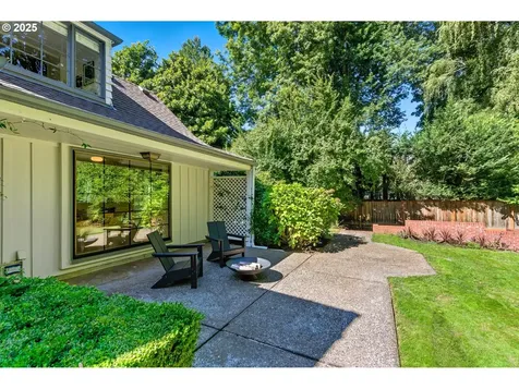 10950 S Aventine Avenue Portland OR 97219