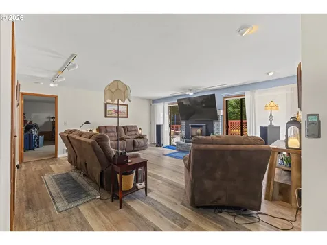 88848 Sunny Loop Lane Bandon OR 97411