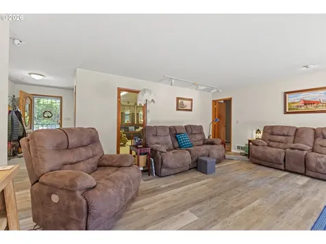 88848 Sunny Loop Lane Bandon OR 97411