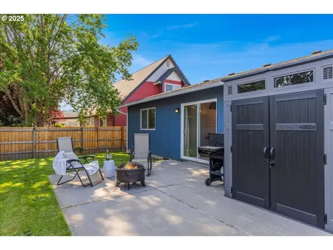 187 Balboa Loop Kelso WA 98626