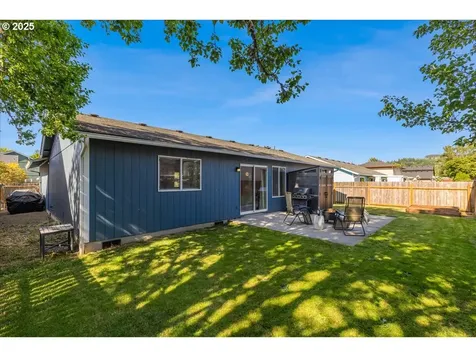 187 Balboa Loop Kelso WA 98626