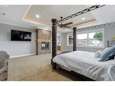 2949 Mapleleaf Court NW Salem OR 97304