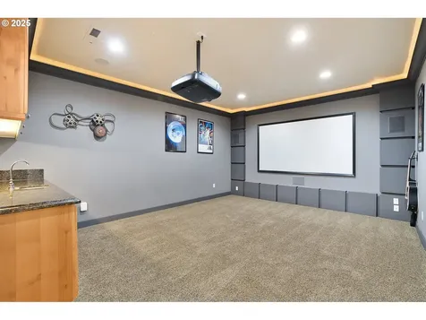 2949 Mapleleaf Court NW Salem OR 97304