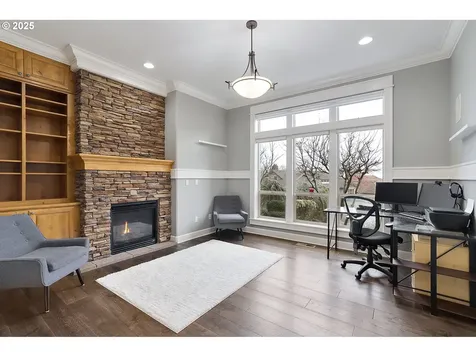 2949 Mapleleaf Court NW Salem OR 97304