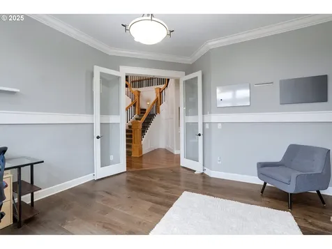 2949 Mapleleaf Court NW Salem OR 97304