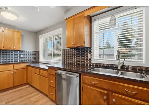 443 NW Dyreka Court Mcminnville OR 97128