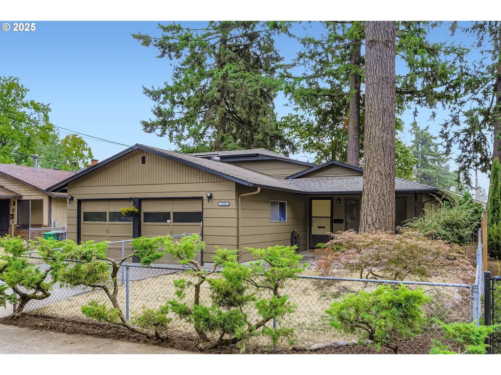7602 SE Long Street Portland OR 97206