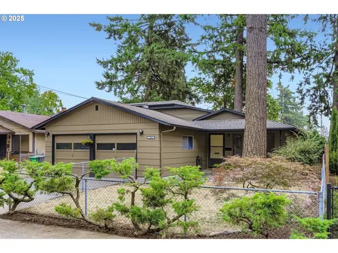 7602 SE Long Street Portland OR 97206