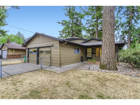 7602 SE Long Street Portland OR 97206