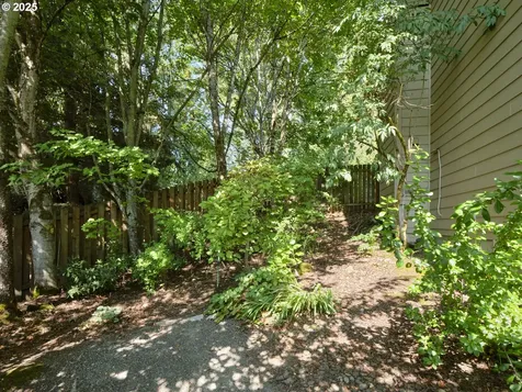 3108 NE 105th Circle Vancouver WA 98686
