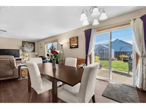 348 SW Kalmia Avenue Warrenton OR 97146