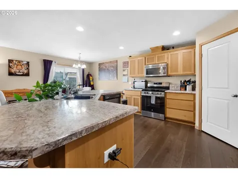 348 SW Kalmia Avenue Warrenton OR 97146