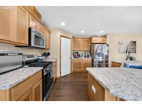 348 SW Kalmia Avenue Warrenton OR 97146