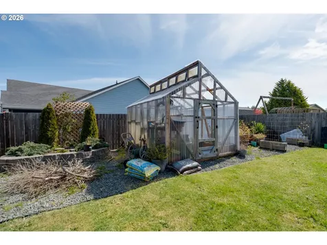 348 SW Kalmia Avenue Warrenton OR 97146