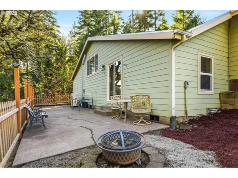 19515 NE Deach Road Yamhill OR 97148