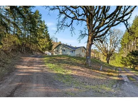 19515 NE Deach Road Yamhill OR 97148