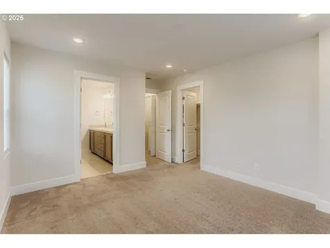 7454 NW Lauren Avenue Portland OR 97229