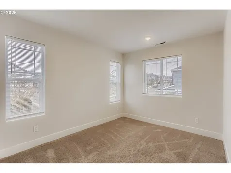 7454 NW Lauren Avenue Portland OR 97229
