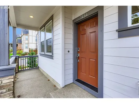 7454 NW Lauren Avenue Portland OR 97229