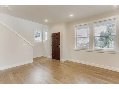 7454 NW Lauren Avenue Portland OR 97229