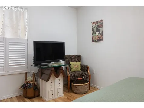 864 N Deerlane Loop Otis OR 97368
