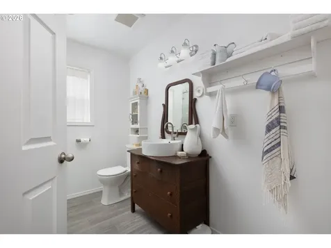 864 N Deerlane Loop Otis OR 97368
