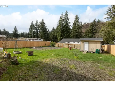 864 N Deerlane Loop Otis OR 97368