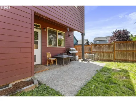 989 SE Pineview Court Estacada OR 97023