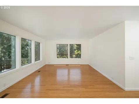 5844 SW Ralston Drive Portland OR 97239