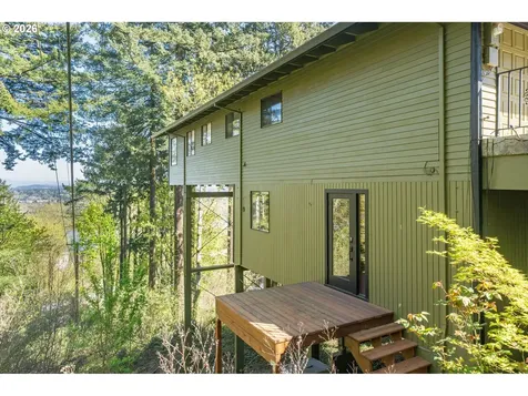 5844 SW Ralston Drive Portland OR 97239