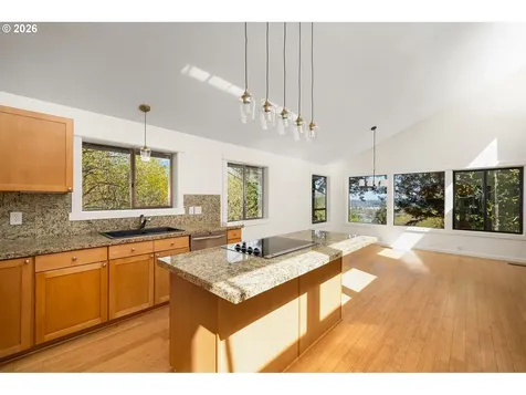 5844 SW Ralston Drive Portland OR 97239
