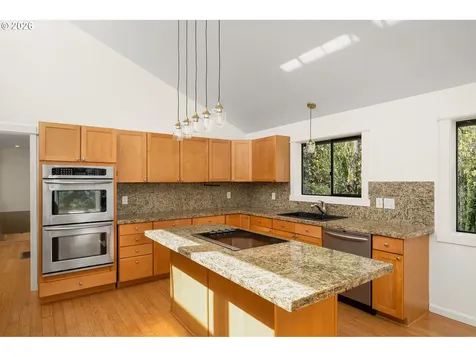 5844 SW Ralston Drive Portland OR 97239