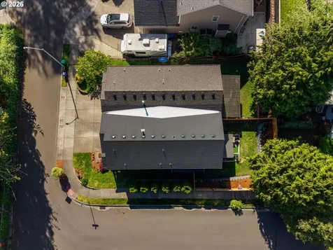 5797 SE 18th Court Gresham OR 97080