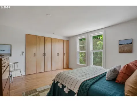 4029 SE Taylor Street Portland OR 97214