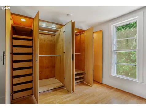 4029 SE Taylor Street Portland OR 97214