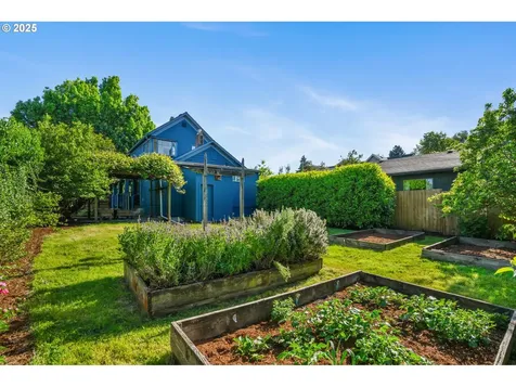 4029 SE Taylor Street Portland OR 97214