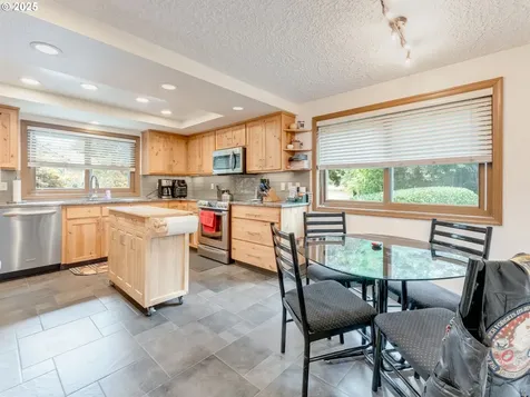 2614 SE 138th Avenue Vancouver WA 98683