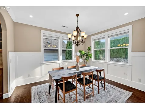 3306 NW 103rd Street Vancouver WA 98685