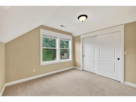 3306 NW 103rd Street Vancouver WA 98685