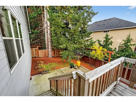 3306 NW 103rd Street Vancouver WA 98685