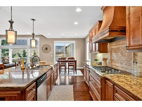 3306 NW 103rd Street Vancouver WA 98685