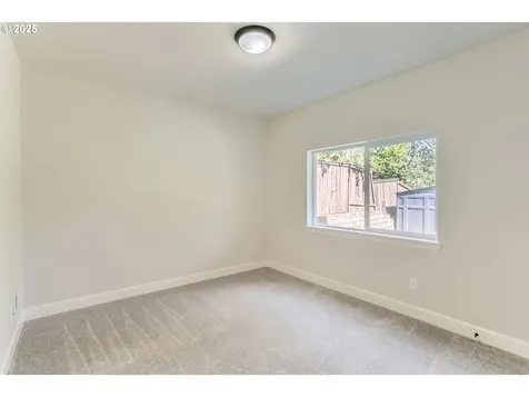5802 NW Bannister Drive Portland OR 97229