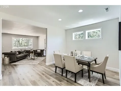 5802 NW Bannister Drive Portland OR 97229